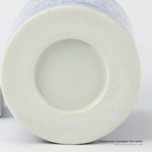 RYCI35_2305 RYCI35_2305