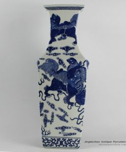 RYJF29_Chinese Blue White Vases