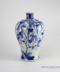 RZDA18_Blue and white hand paint grape vine pattern reproduction Meiping vase