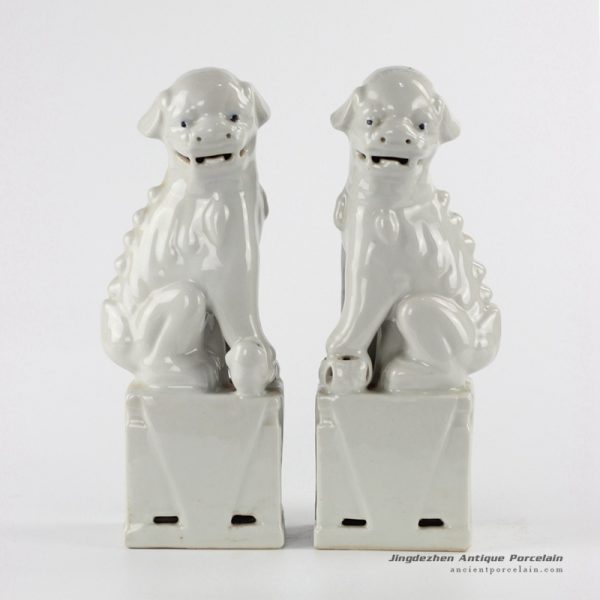 RZKC17 new arrival white glaze sitting pair foo dog ceramic figurine