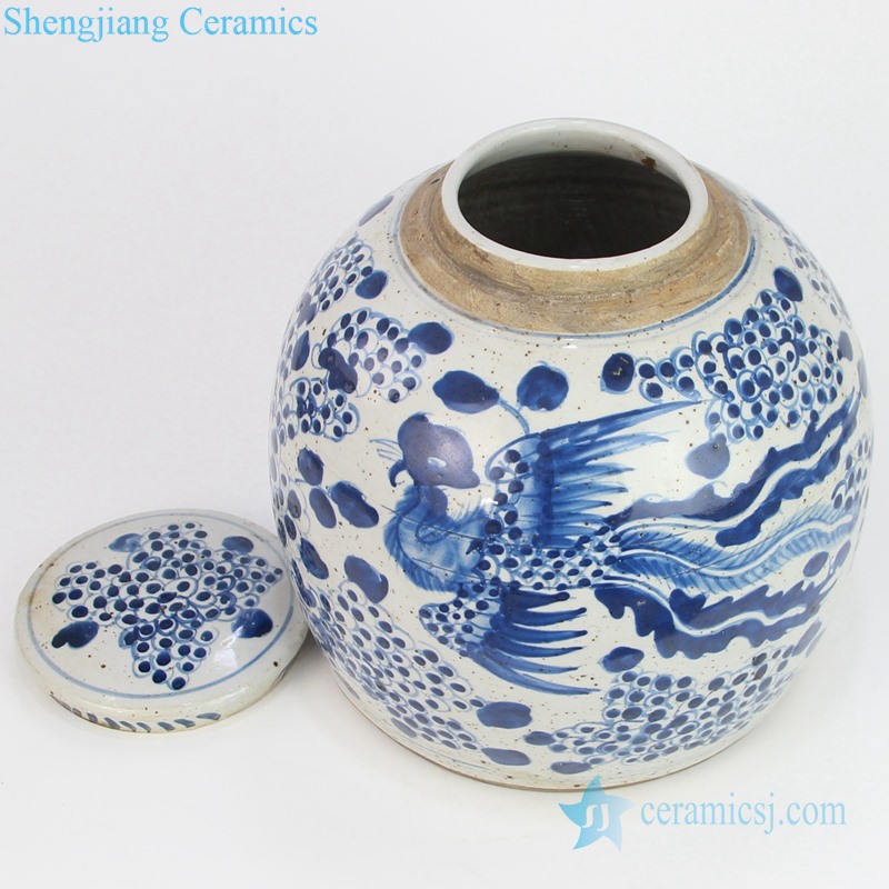 Chinese blue and white teapot with lid bottle view 