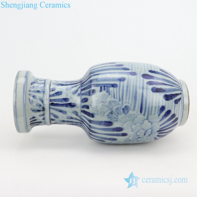 Flower pattern color glaze ceramic vase side view